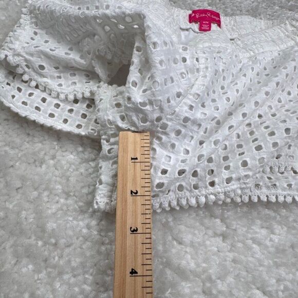 Lilly Pulitzer White Eyelet Short Pull On - Picture 8 of 9